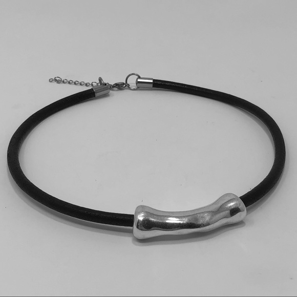 Exquisite Boho Handmade Blk Leather Silvr Necklace - Picture 6 of 6